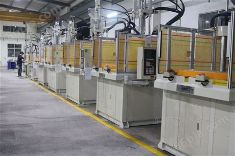 硅胶成型机找台富机械专业生产厂家
