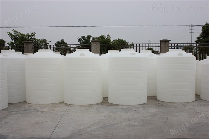 2吨塑料水箱储罐化工桶厂家武汉发往洪湖