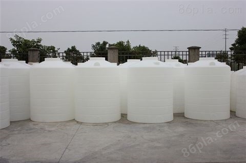 2吨塑料水箱储罐化工桶厂家武汉发往天门